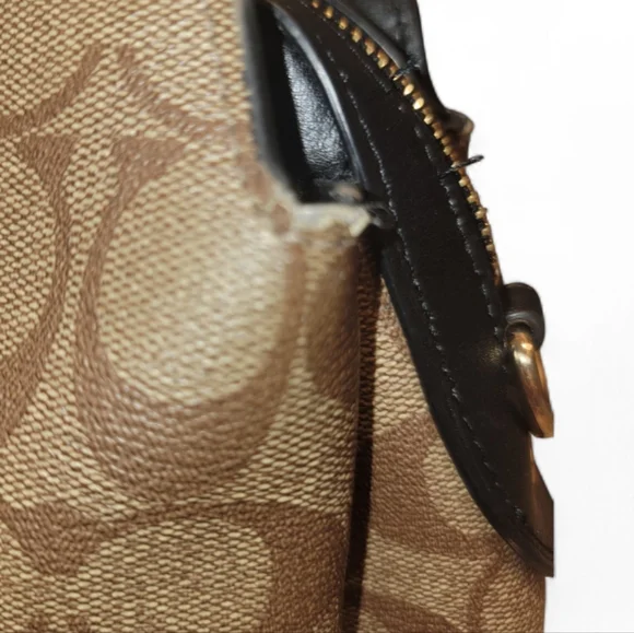 Vintage Coach Lillie Signature Carryall In Signatue Canvas Gold Tone Hardware - Picture 4 of 16